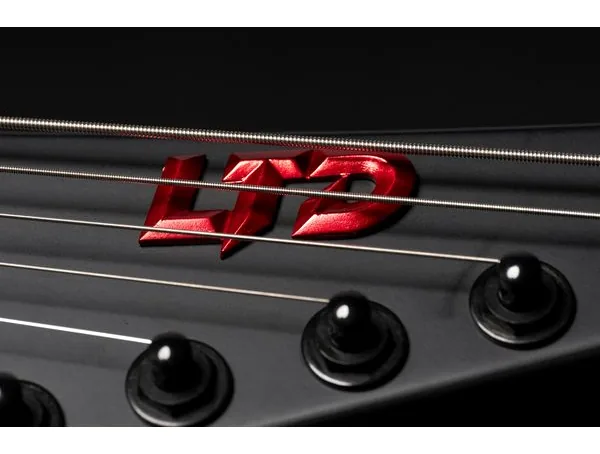 ESP LTD M-7B HT Black Metal II, detalje 4