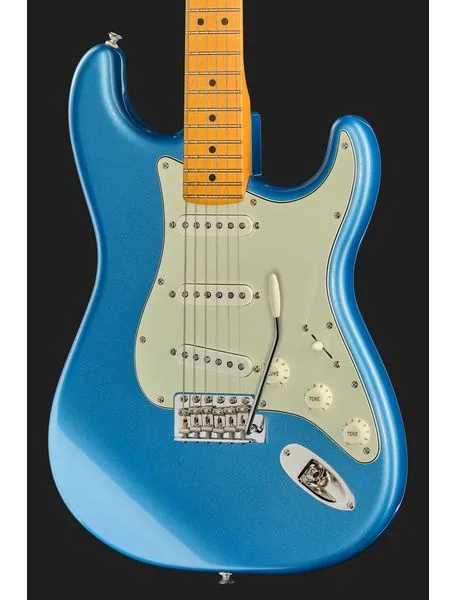 Fender Am Pro Clsc Strat MN FLPB, detalje 4