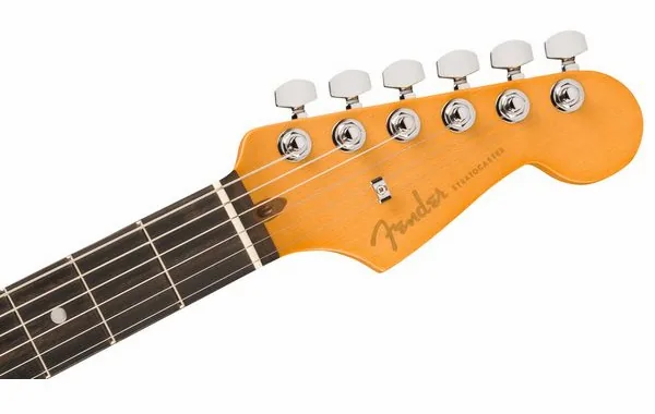 Fender Am Ultra II Strat EB UBST, detalje 5
