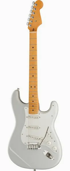 Fender Am Ultra II Strat MN AVL set forfra