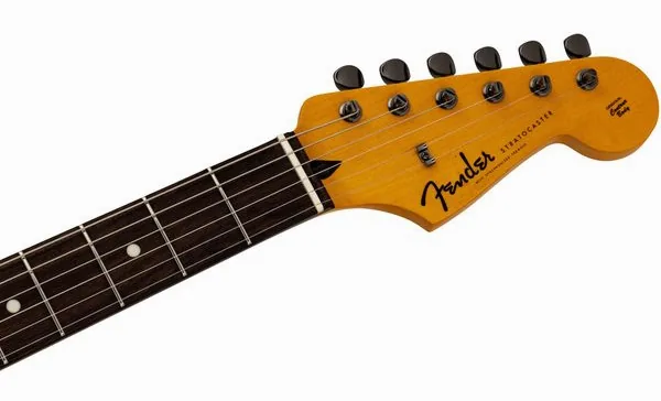Fender MIJ Hybrid II Strat RW MAB, detalje 5