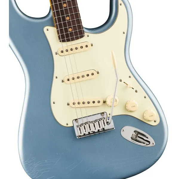 Fender Ultra Luxe 60s Strat RW IBM, detalje 3
