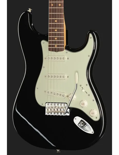 Fender Vintera III E 60s Strat BLK, detalje 4