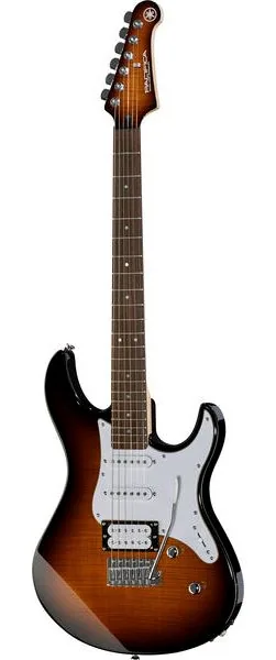Yamaha Pacifica 212V FM TBS set forfra