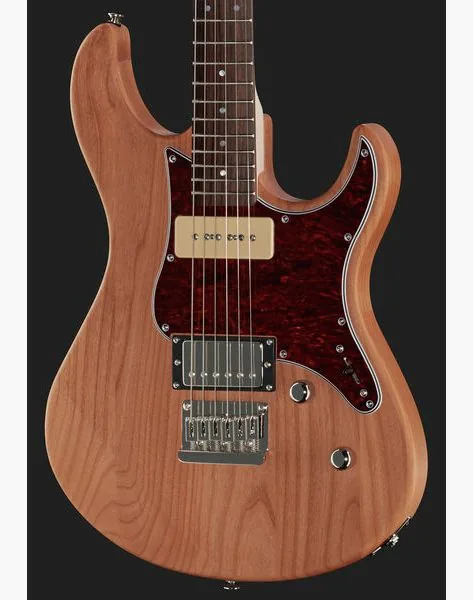 Yamaha Pacifica 311H YNS, detalje 4